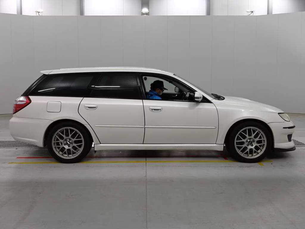 SUBARU LEGACY