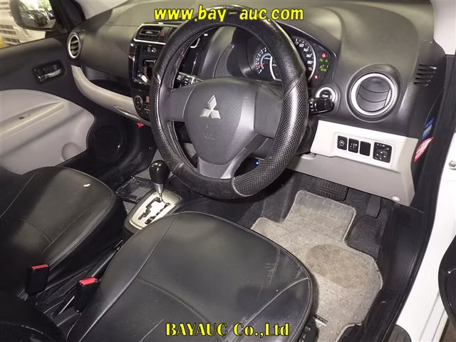 MITSUBISHI MIRAGE