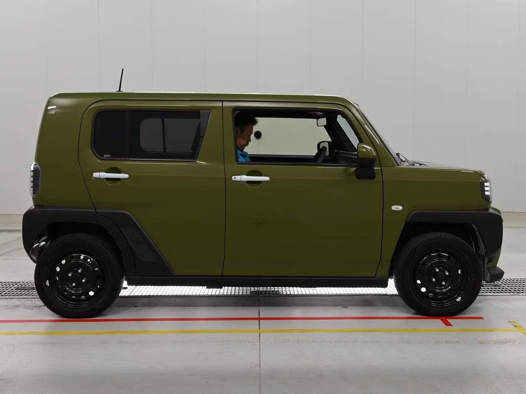 DAIHATSU TAFT