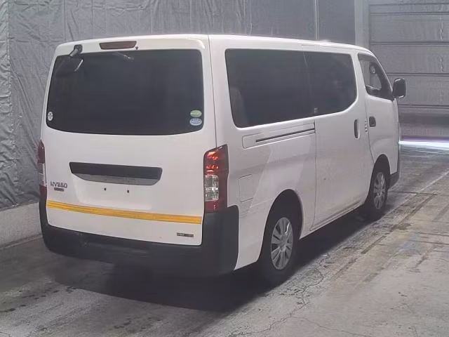 NISSAN NV350 CARAVAN