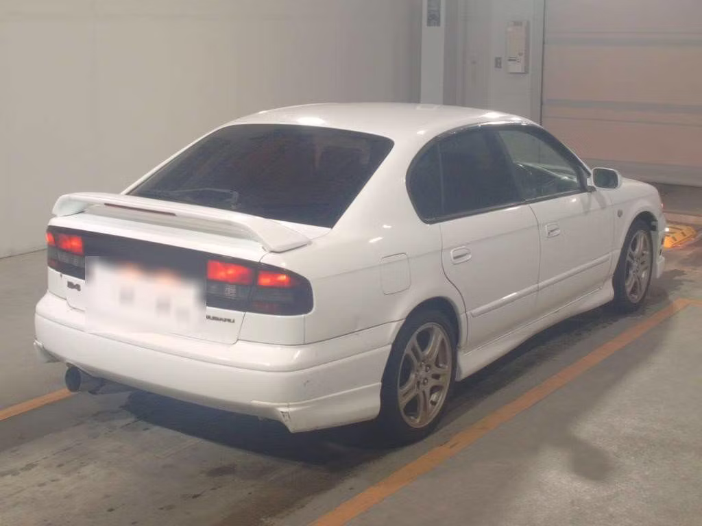 SUBARU LEGACY B4