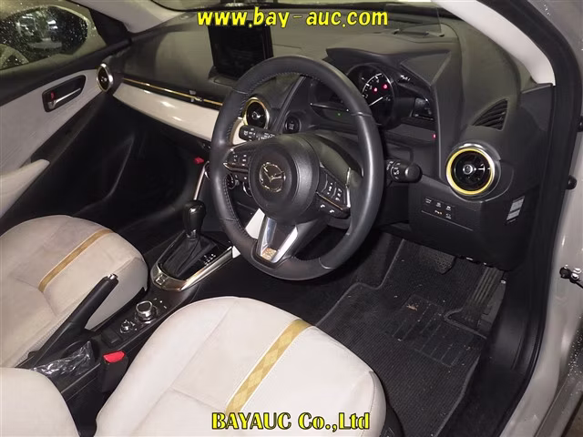 MAZDA MAZDA2