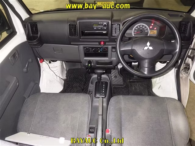 MITSUBISHI MINICAB