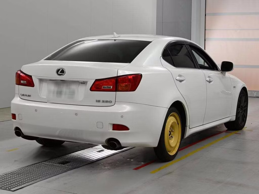 LEXUS IS250