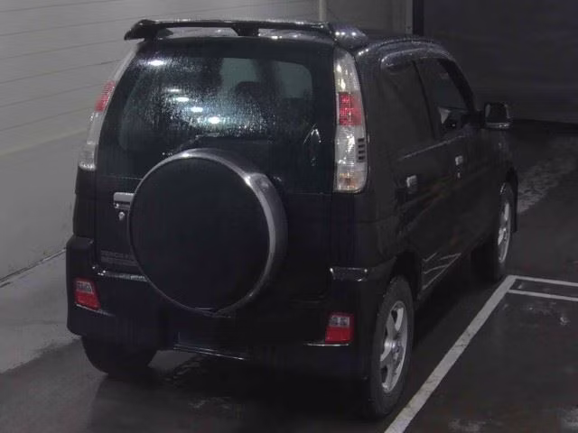 DAIHATSU TERIOS KID