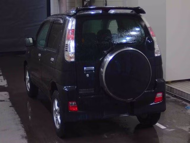DAIHATSU TERIOS KID