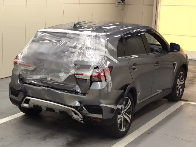 MITSUBISHI RVR