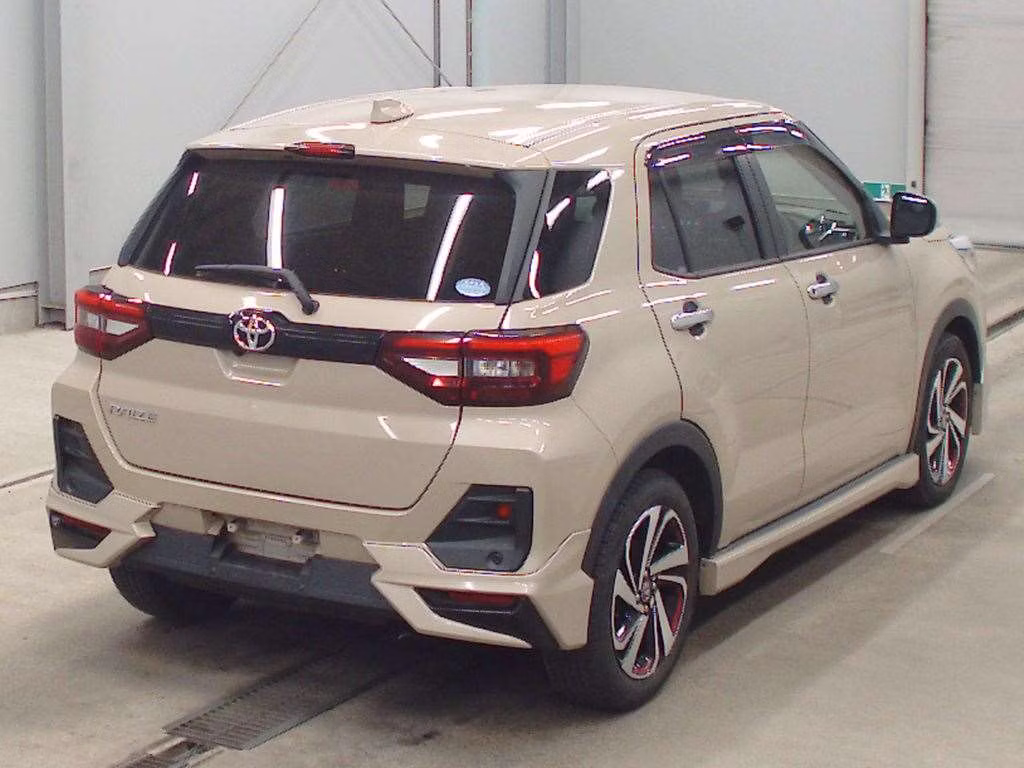 TOYOTA RAIZE