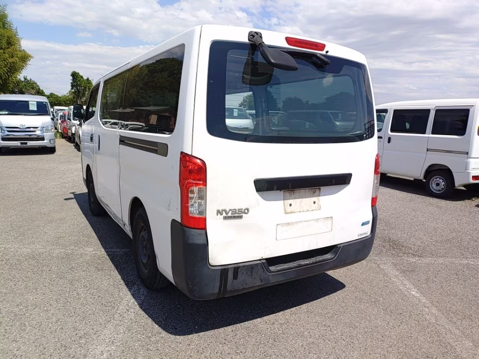 NISSAN NV350 CARAVAN
