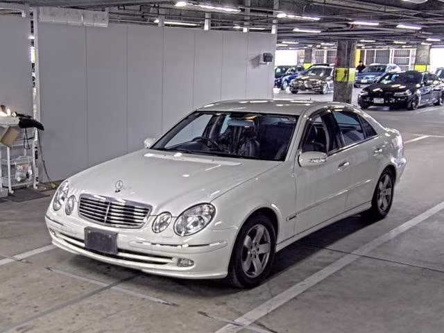 MERCEDES-BENZ E-CLASS