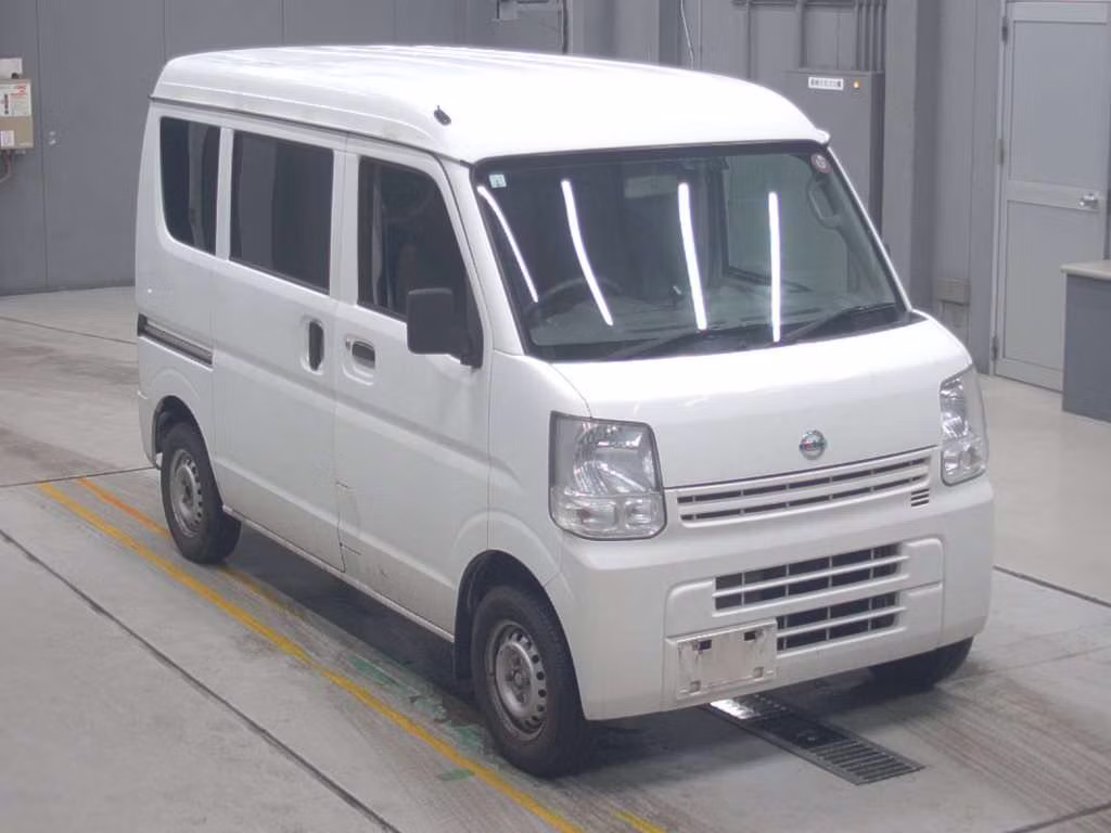 NISSAN NV100 CLIPPER
