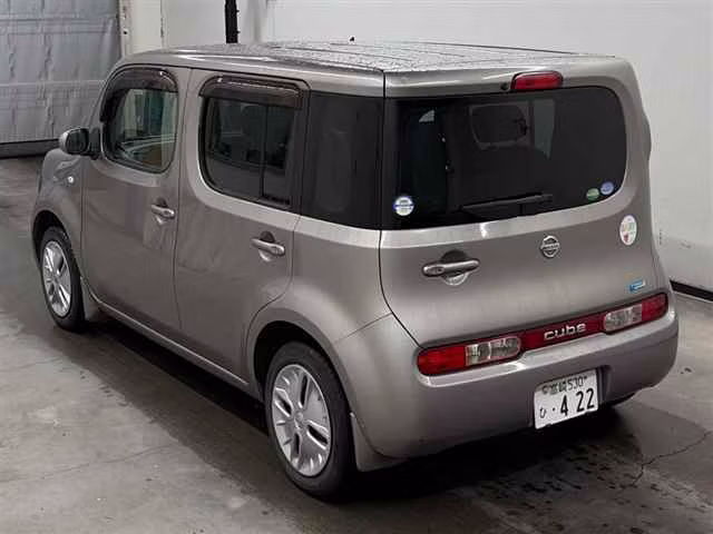NISSAN CUBE