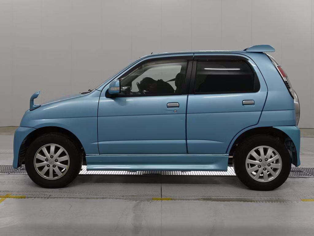 DAIHATSU TERIOS KID