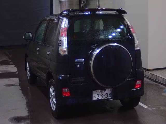 DAIHATSU TERIOS KID