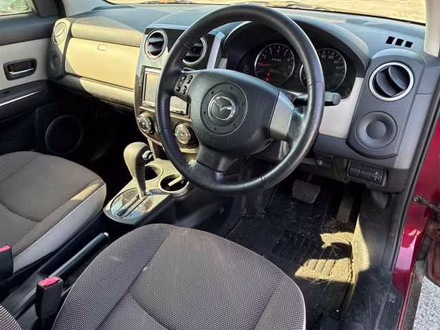 MAZDA VERISA