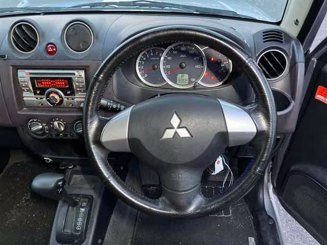 MITSUBISHI PAJERO MINI