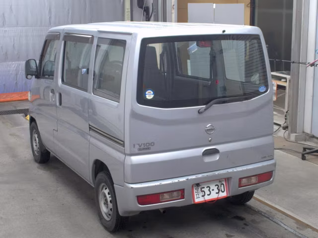 NISSAN NV100 CLIPPER