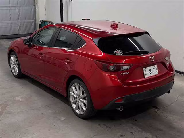 MAZDA AXELA