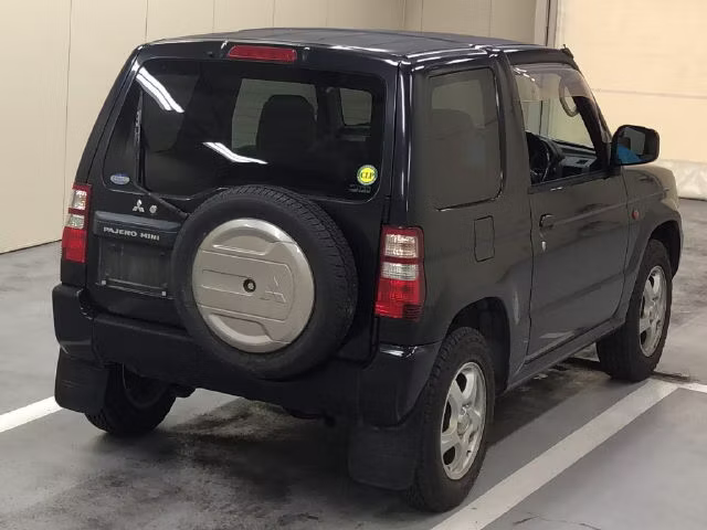 MITSUBISHI PAJERO MINI