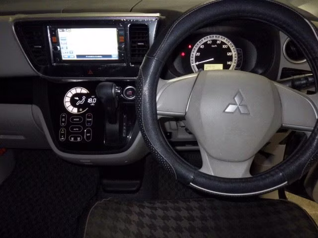 MITSUBISHI EK SPACE