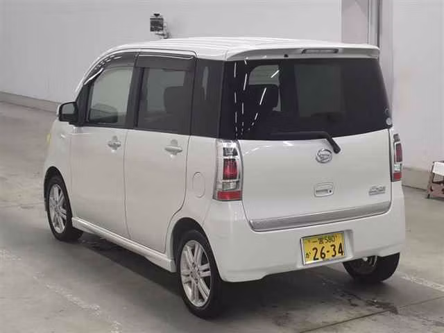 DAIHATSU TANTO EXE