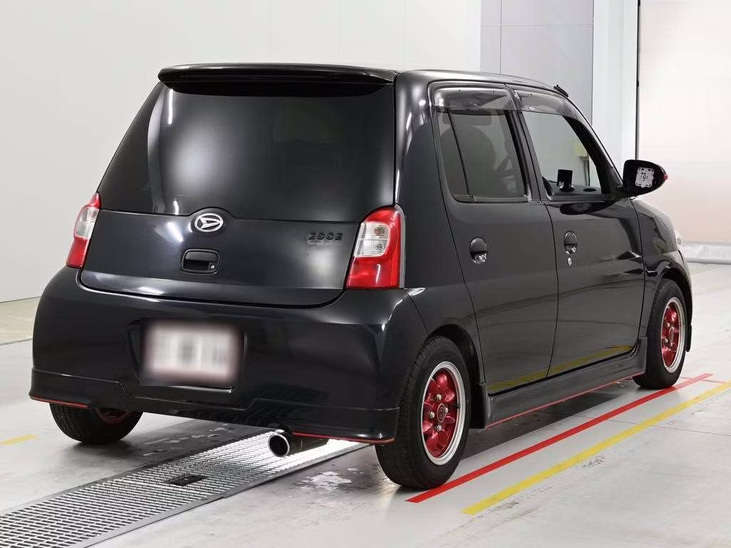 DAIHATSU ESSE
