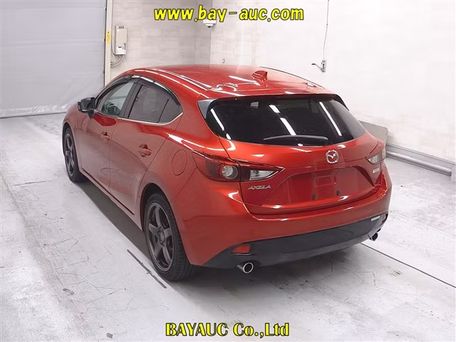 MAZDA AXELA