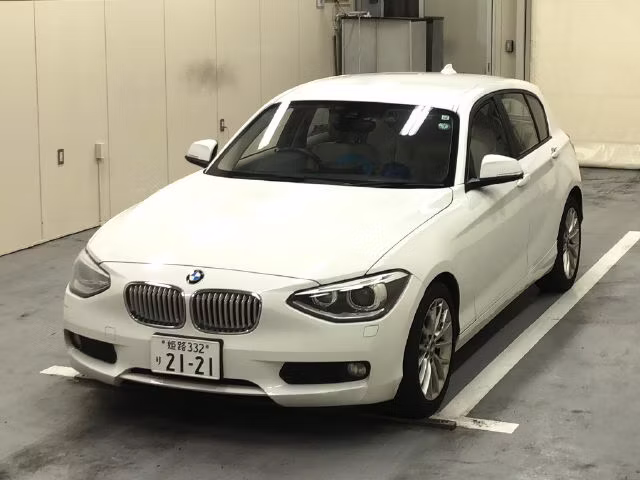 BMW 1-SERIES