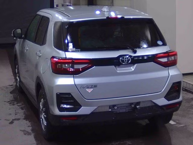 TOYOTA RAIZE