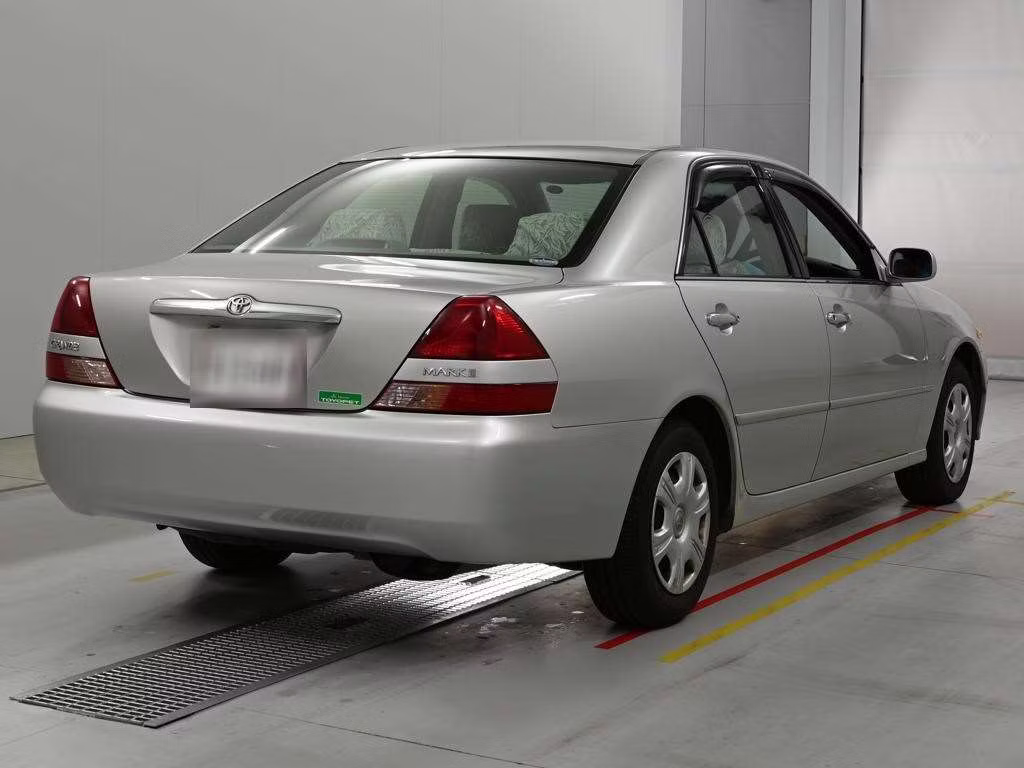 TOYOTA MARK II