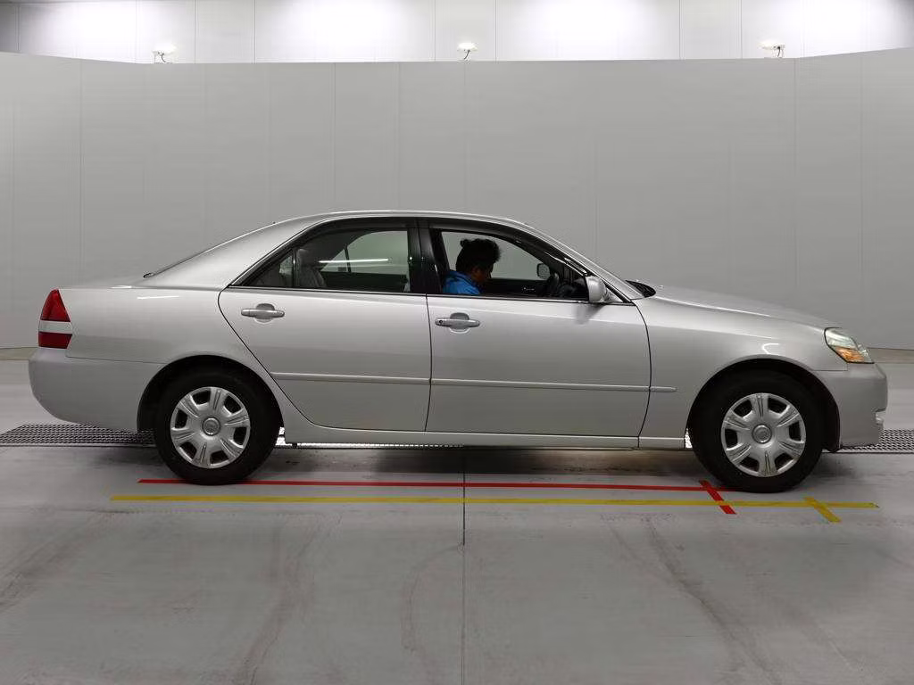 TOYOTA MARK II