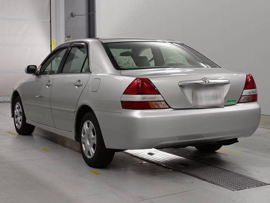 TOYOTA MARK II