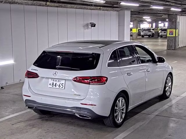 MERCEDES-BENZ B-CLASS