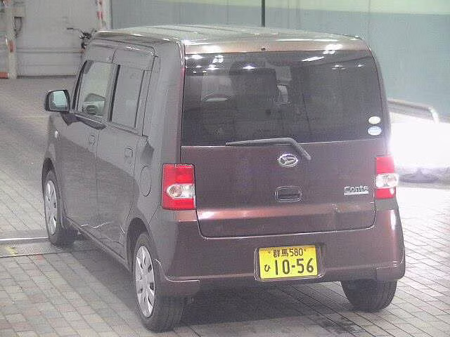 DAIHATSU MOVE CONTE