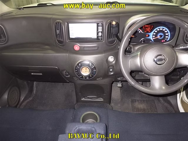 NISSAN CUBE