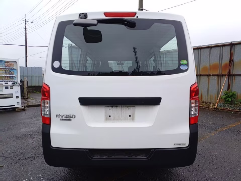 NISSAN NV350 CARAVAN