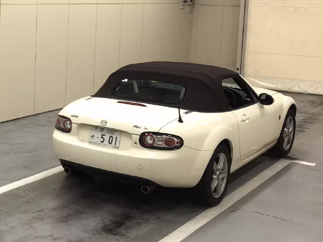 MAZDA ROADSTER