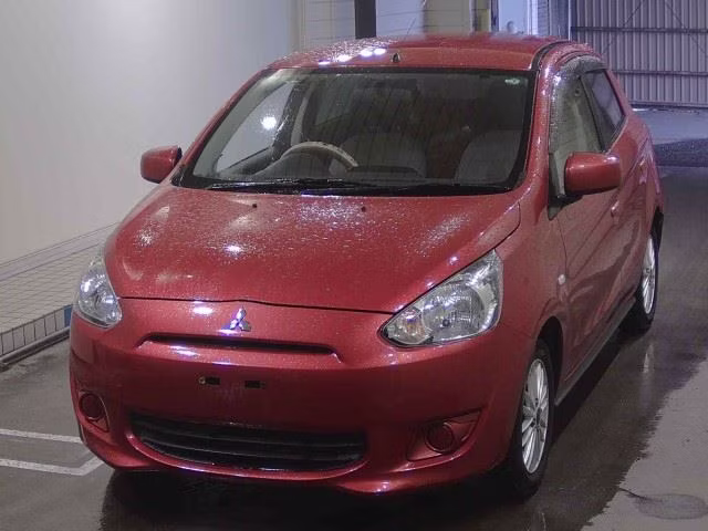 MITSUBISHI MIRAGE