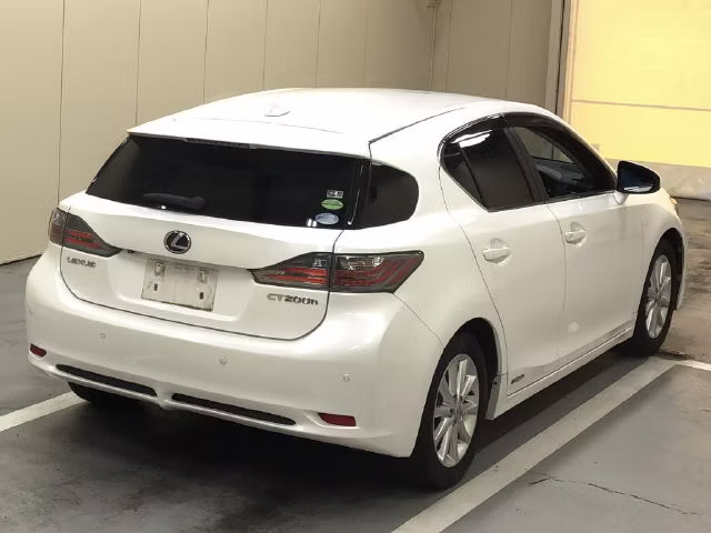 LEXUS CT200H