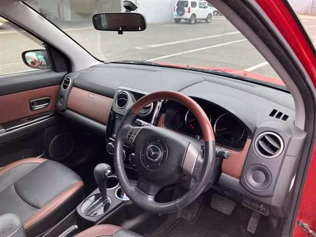 MAZDA VERISA