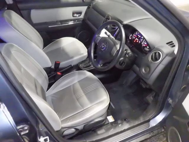 MAZDA VERISA