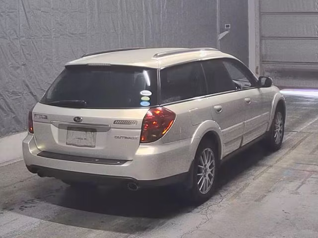 SUBARU OUTBACK