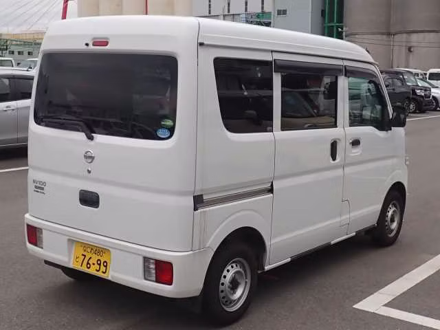 NISSAN NV100 CLIPPER