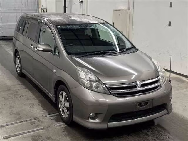TOYOTA ISIS