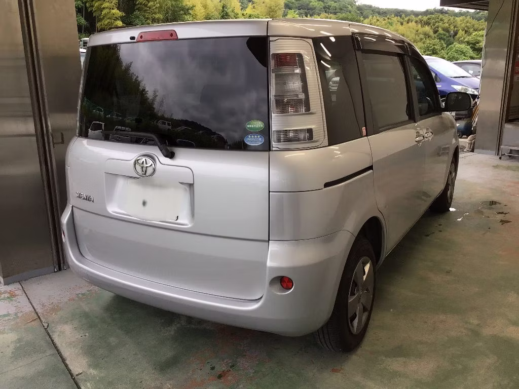 TOYOTA SIENTA
