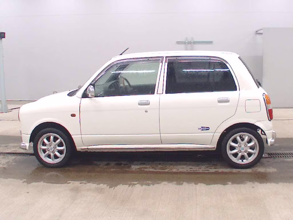 DAIHATSU MIRA GINO