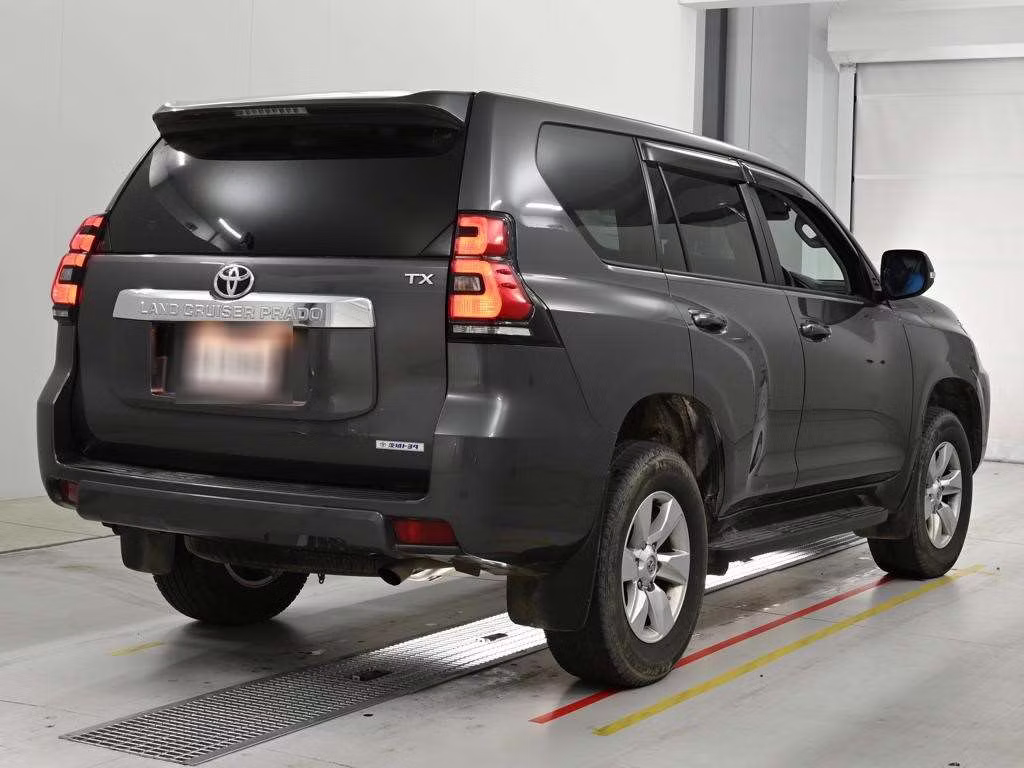 TOYOTA LAND CRUISER PRADO