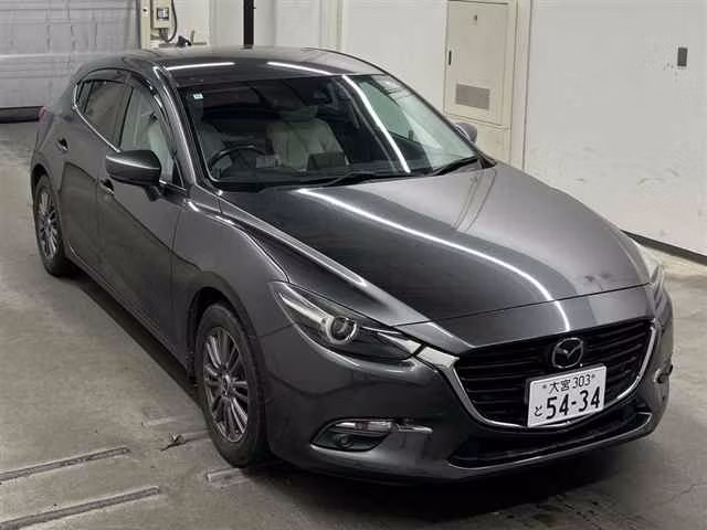 MAZDA AXELA
