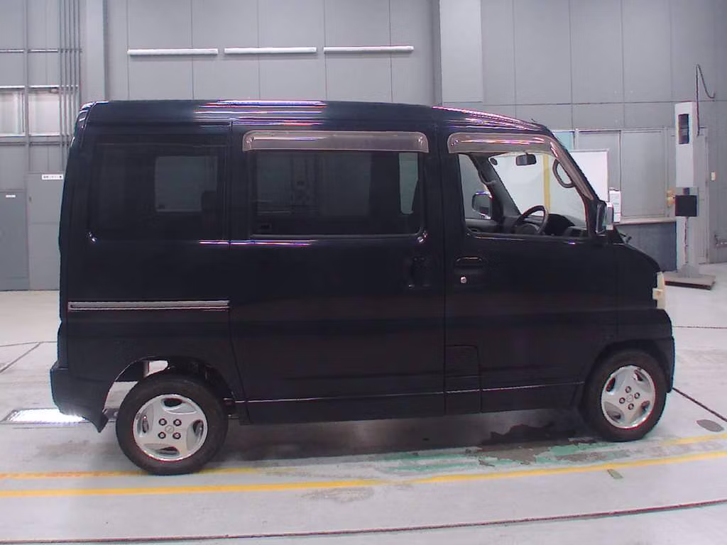 MITSUBISHI TOWN BOX