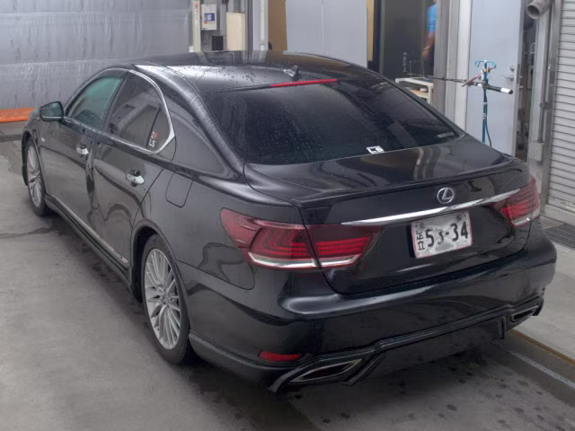 LEXUS LS460